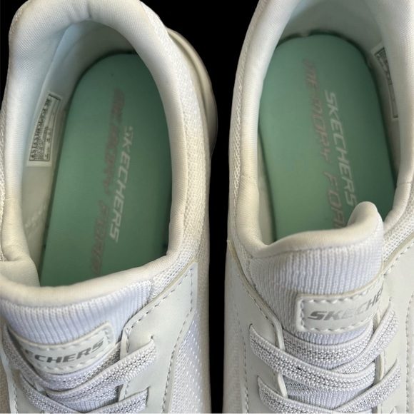 Sketchers memory foam white and silver slip on sneakers size 8.5 - Picture 5 of 6